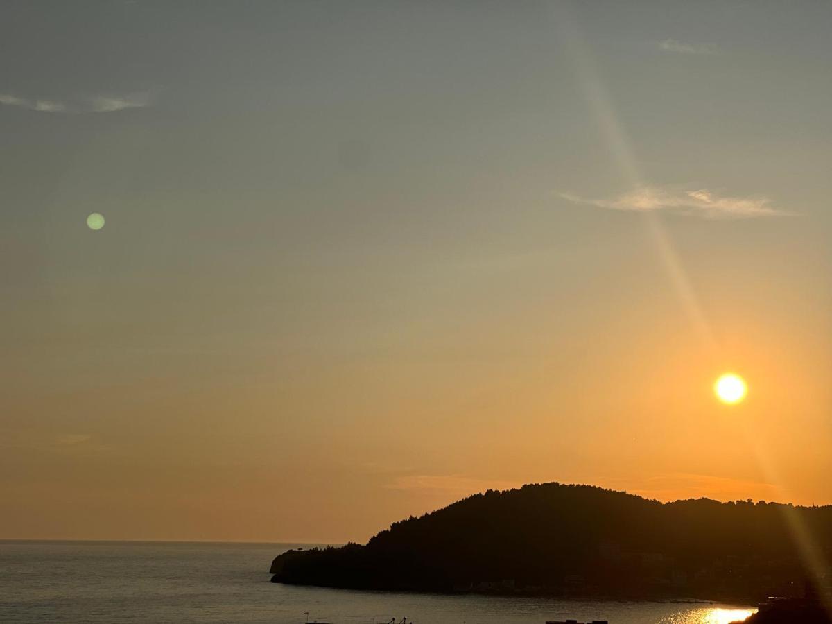 Kalesma Himare Apartamento Exterior foto