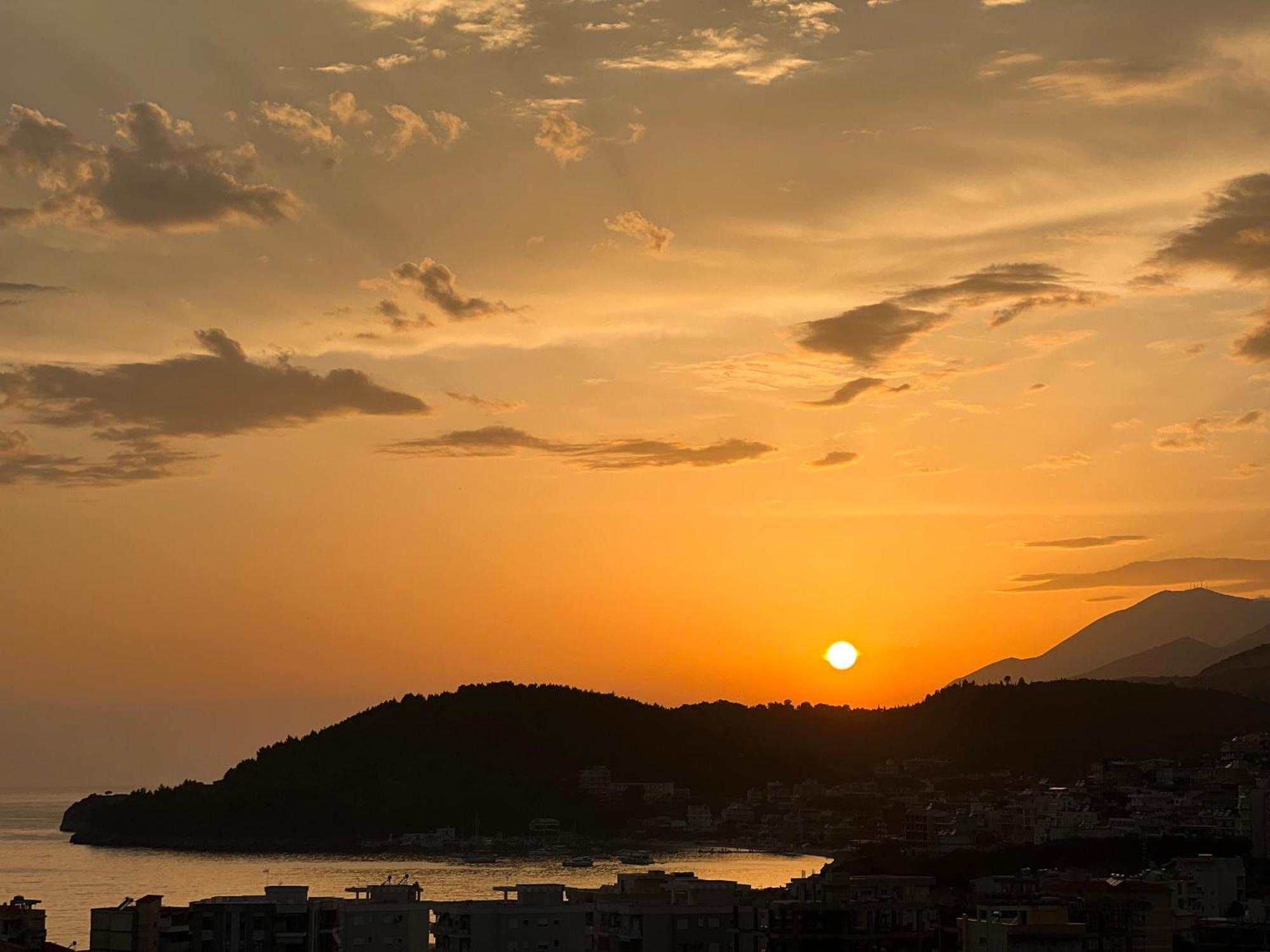 Kalesma Himare Apartamento Exterior foto