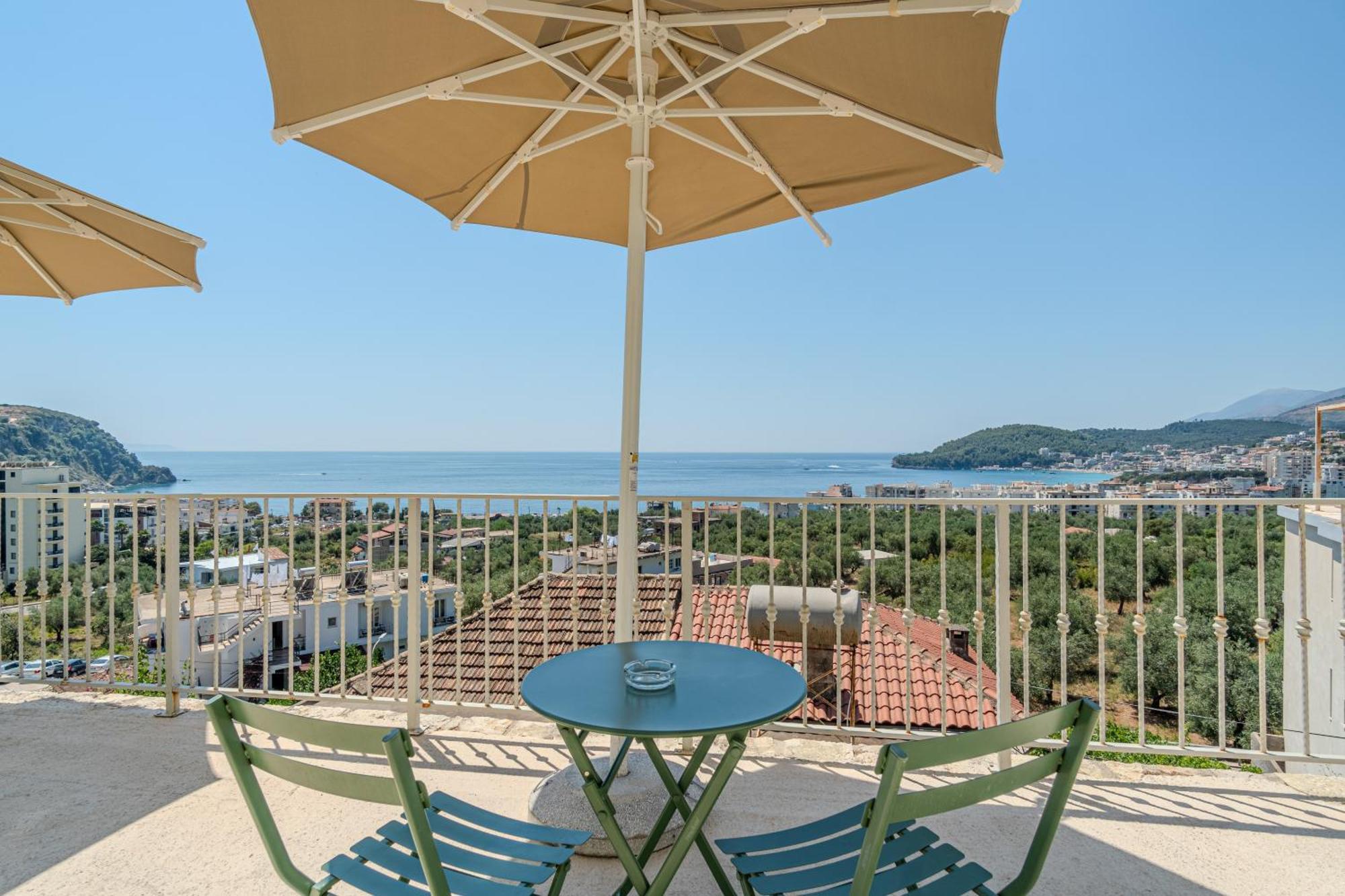 Kalesma Himare Apartamento Exterior foto