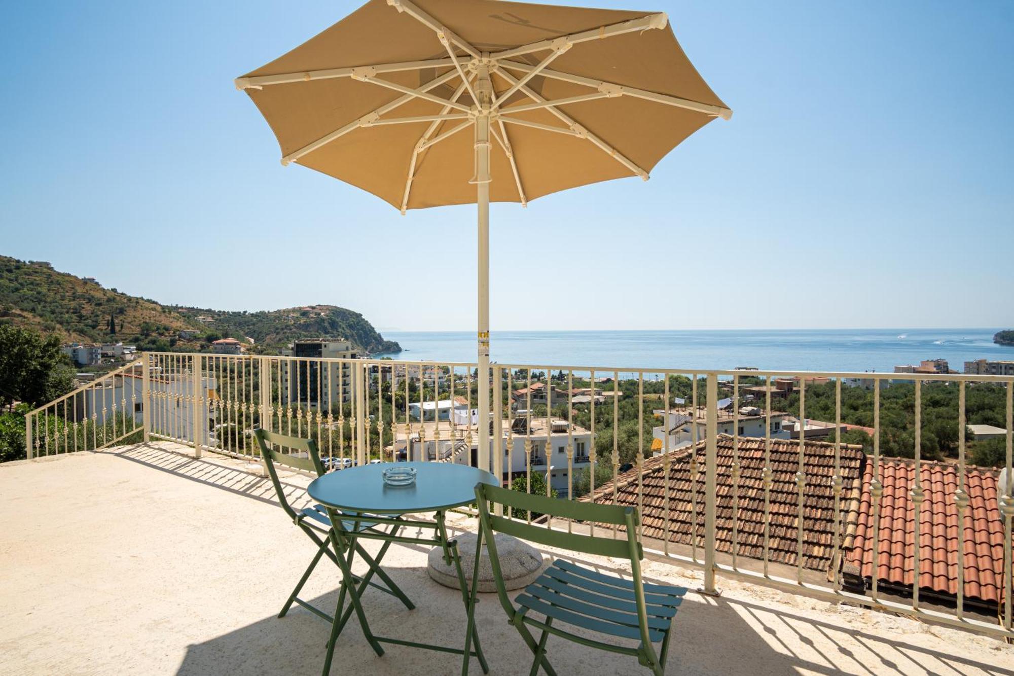 Kalesma Himare Apartamento Exterior foto